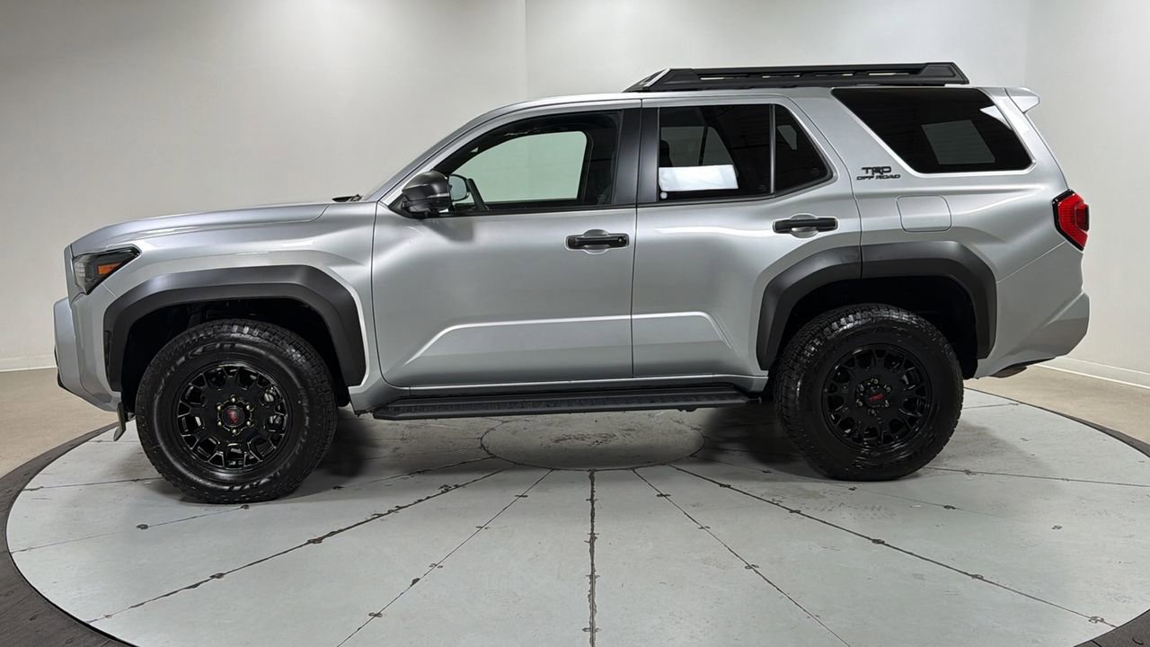 Certified 2025 Toyota 4Runner TRD Off-Road Premium image 8