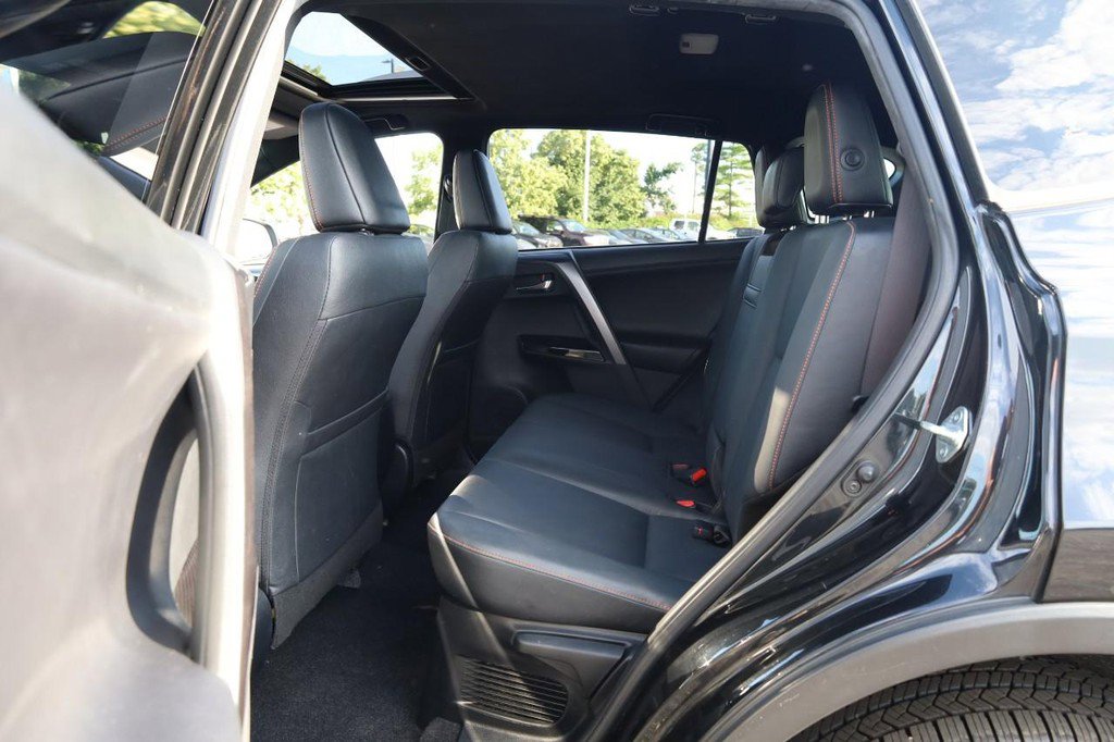Used 2017 Toyota RAV4 SE w/ Advanced Technology Package AWD/4WD image 21