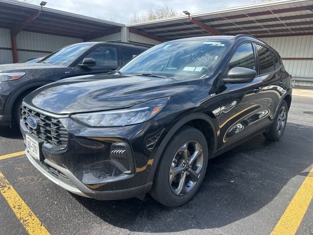 Used 2025 Ford Escape ST-Line image 13