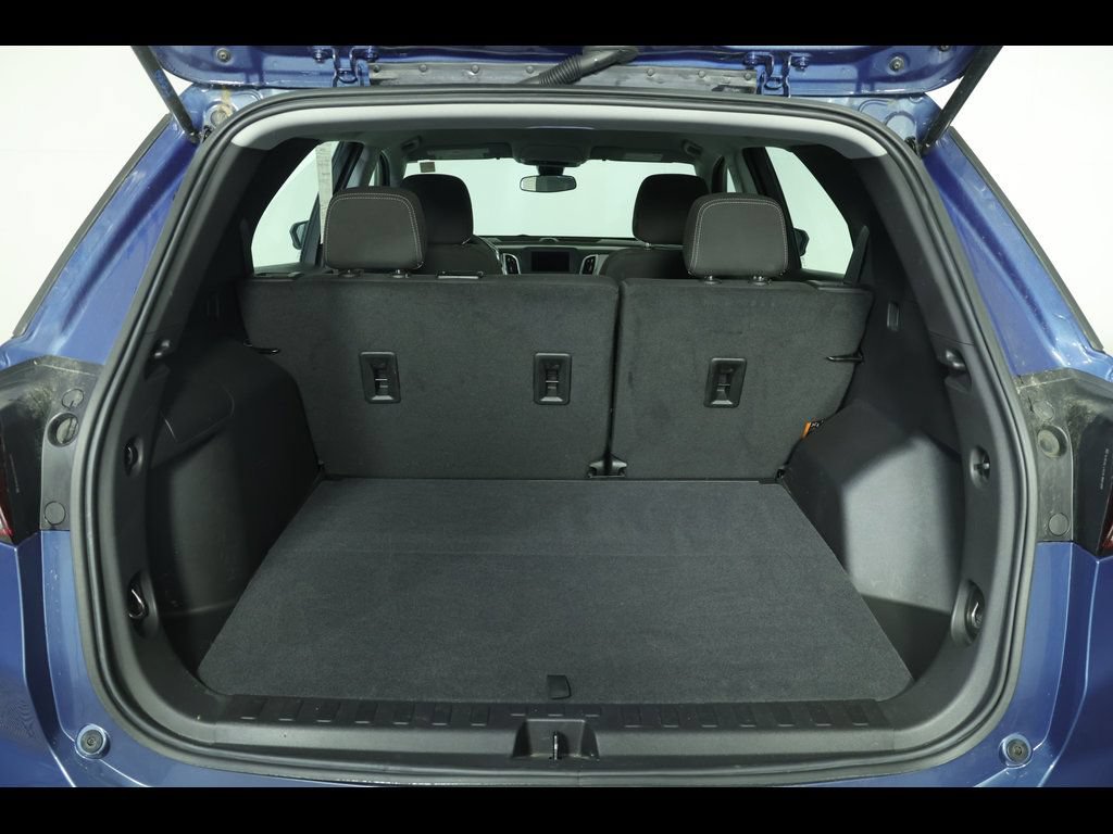 Used 2024 Chevrolet Equinox LS w/ Driver Confidence II Package FWD image 17