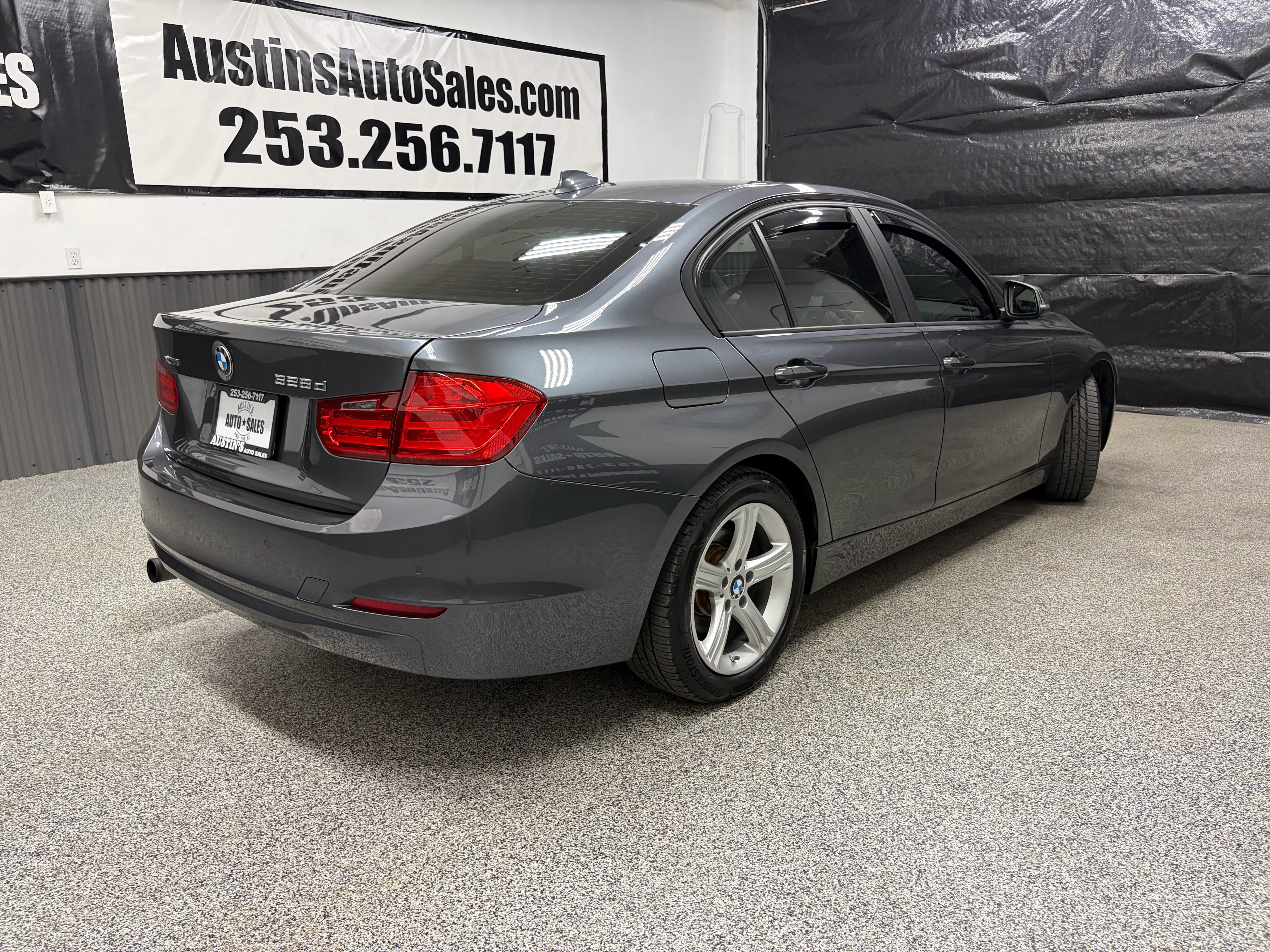 Used 2014 BMW 328d xDrive Sedan AWD/4WD image 3