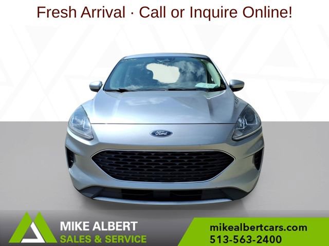 Used 2021 Ford Escape SE image 2
