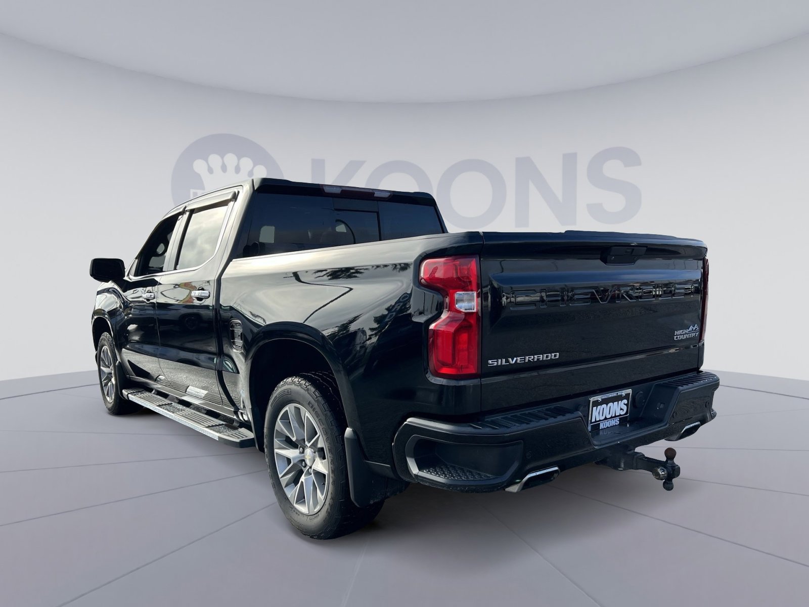 Used 2019 Chevrolet Silverado 1500 High Country w/ Z71 Off-Road Package image 4