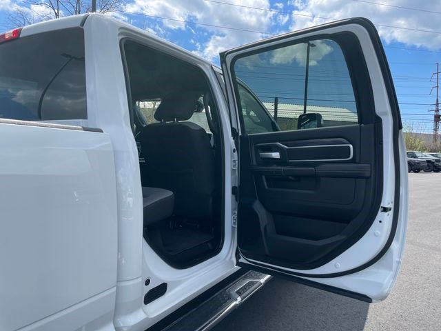 Certified 2024 RAM 2500 Big Horn AWD/4WD image 16
