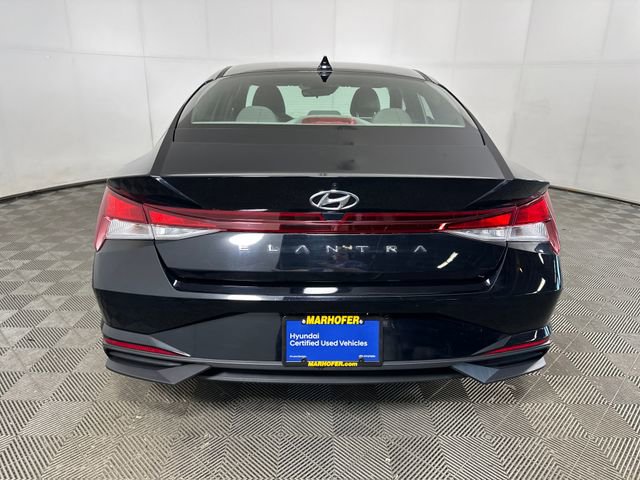 Certified 2023 Hyundai Elantra SE w/ Cargo Package FWD image 4