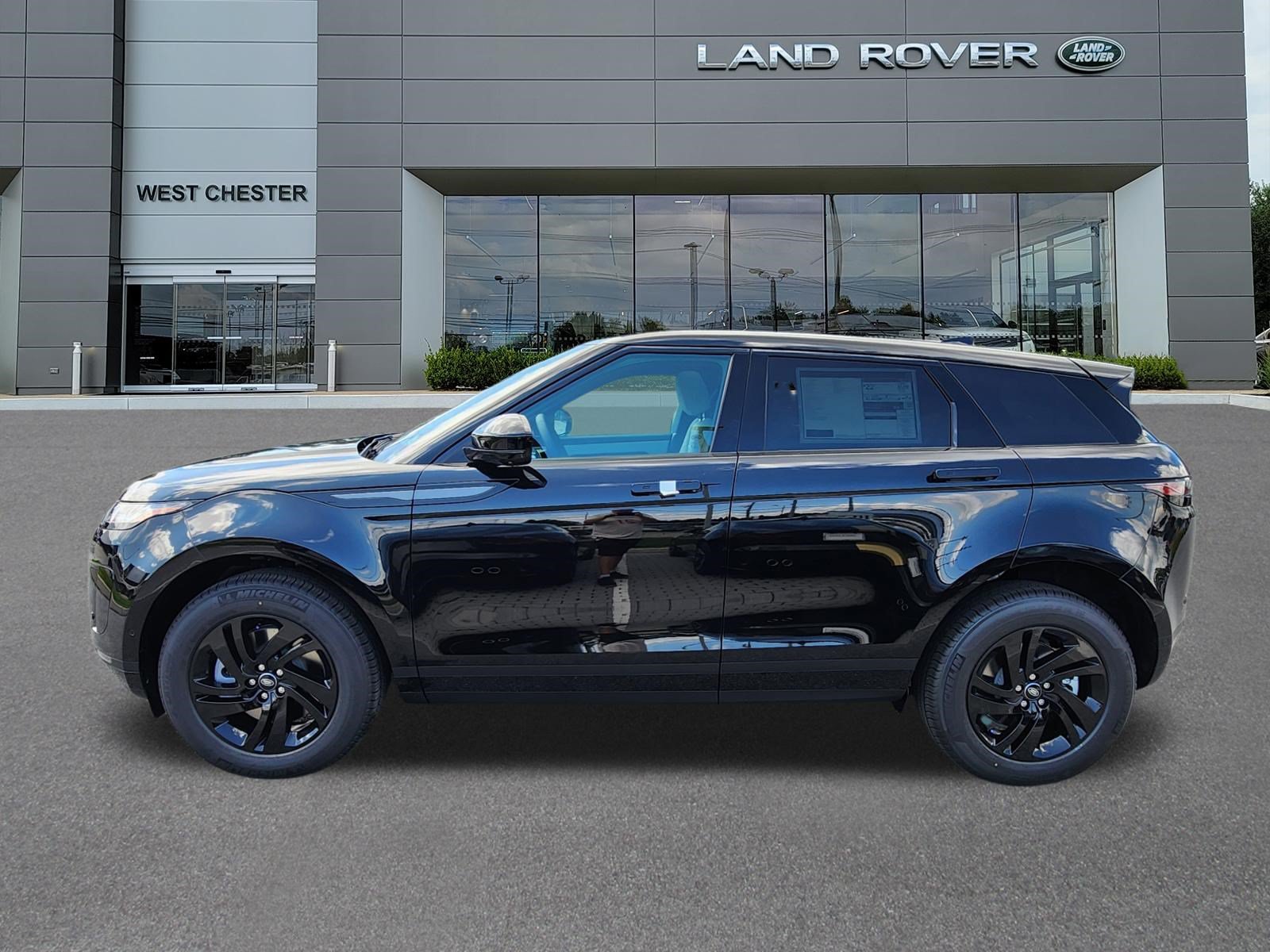 New 2026 Land Rover Range Rover Evoque S AWD/4WD image 5