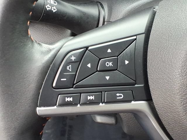 Used 2022 Nissan Sentra SR w/ SR Premium Package FWD image 10