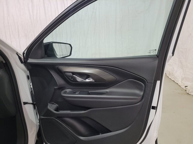 Used 2023 GMC Terrain SLE image 56