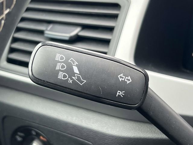 Used 2022 Volkswagen Atlas Cross Sport SE image 25