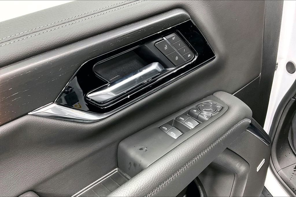 New 2026 GMC Yukon XL Denali image 19