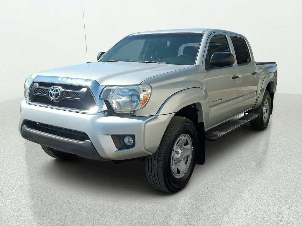 Used 2013 Toyota Tacoma PreRunner w/ SR5 Pkg RWD image 3