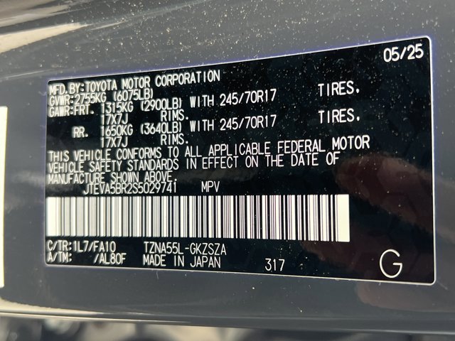 Certified 2025 Toyota 4Runner SR5 image 27