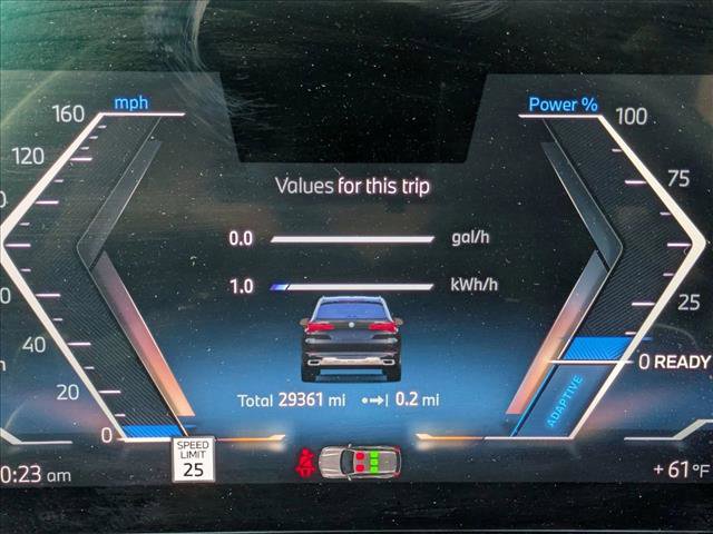 Used 2025 BMW X5 xDrive50e image 10