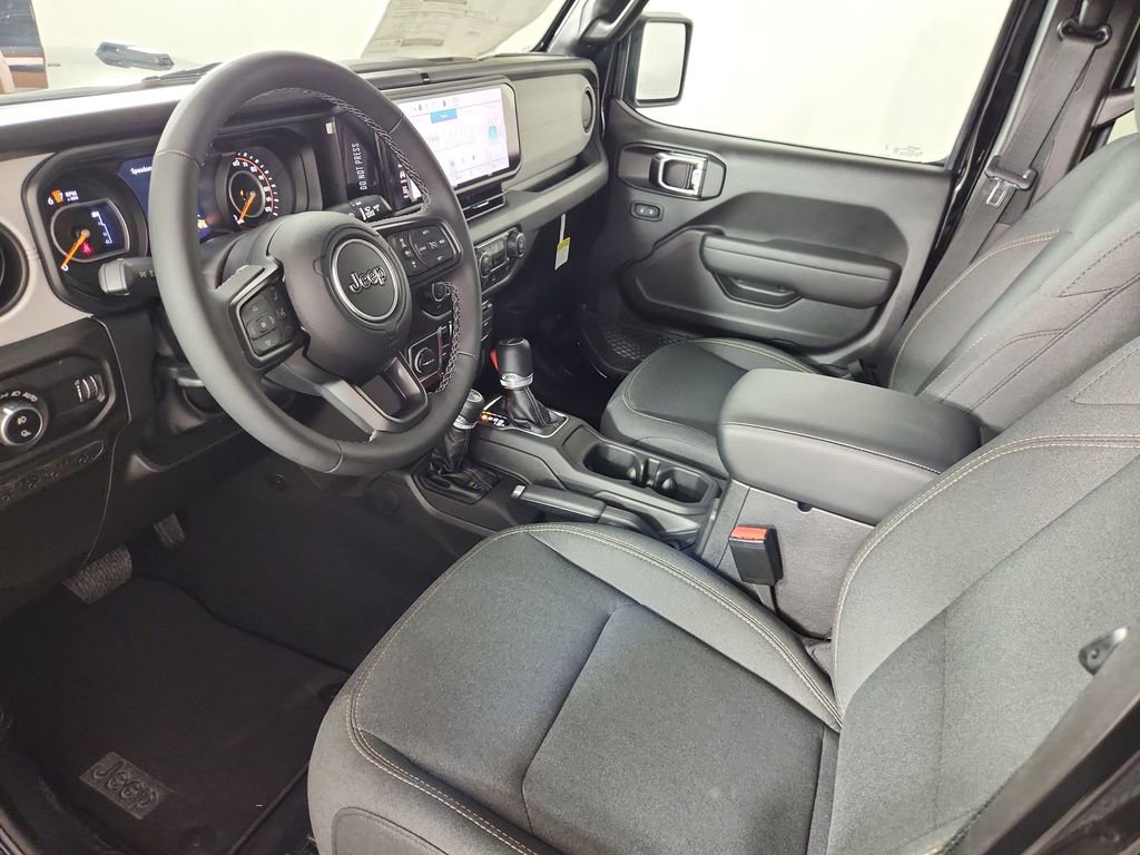 New 2025 Jeep Gladiator Sport image 19