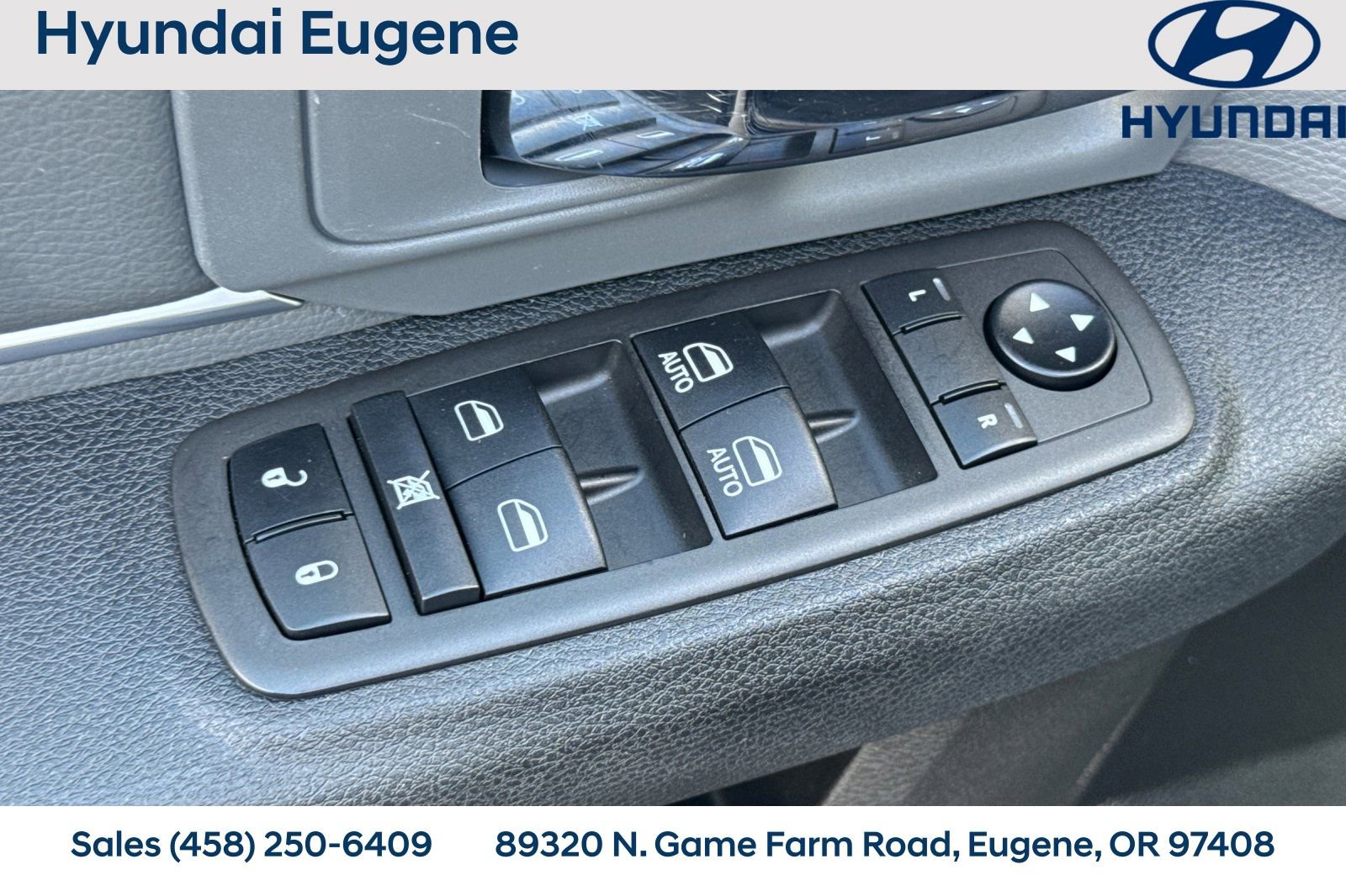 Used 2024 RAM 1500 Classic SLT image 14