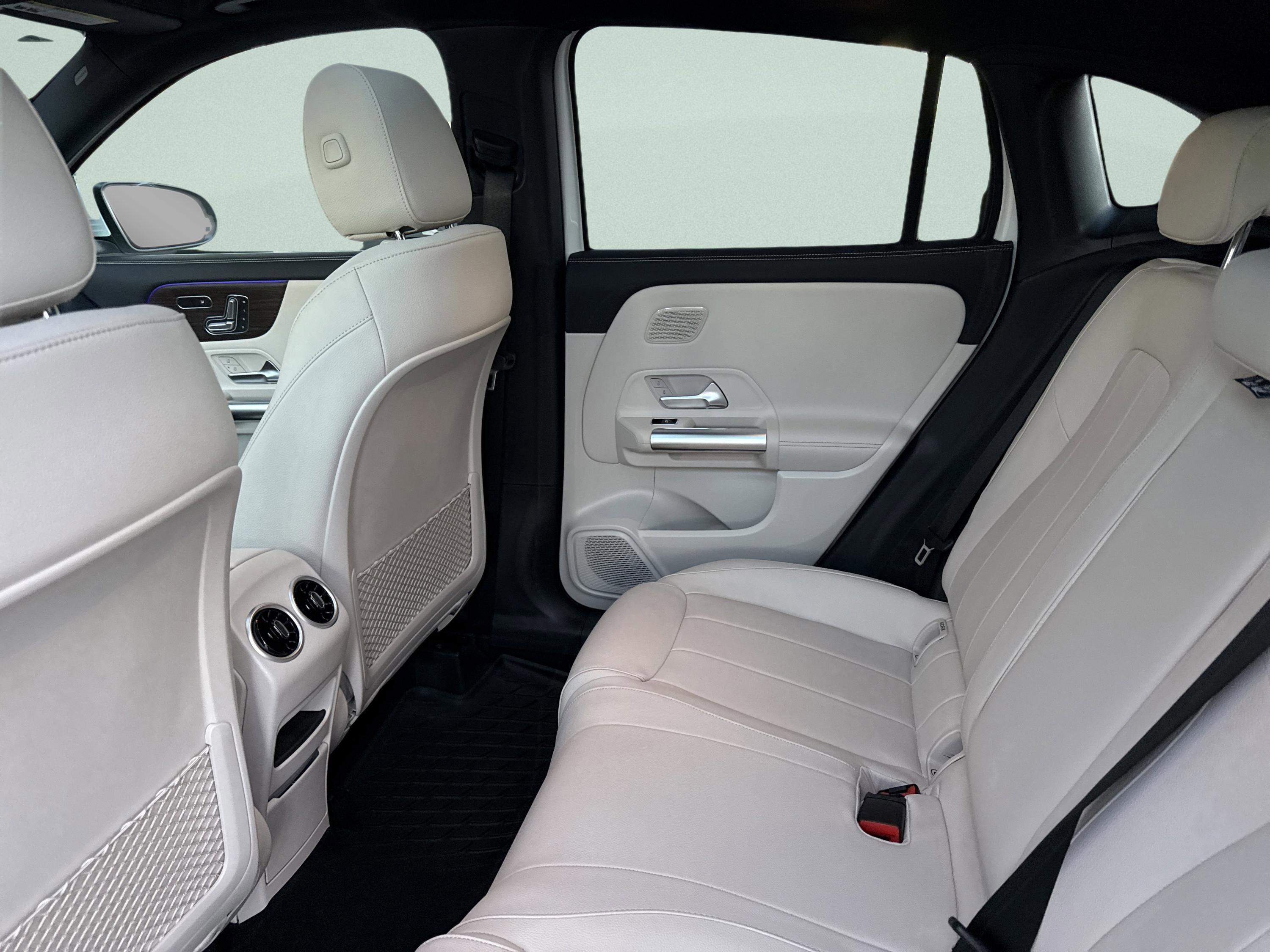 New 2026 Mercedes-Benz GLA 250 image 31