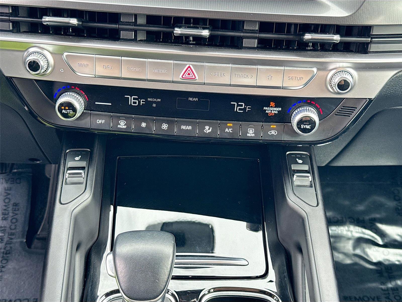 Used 2025 Kia Telluride S image 15