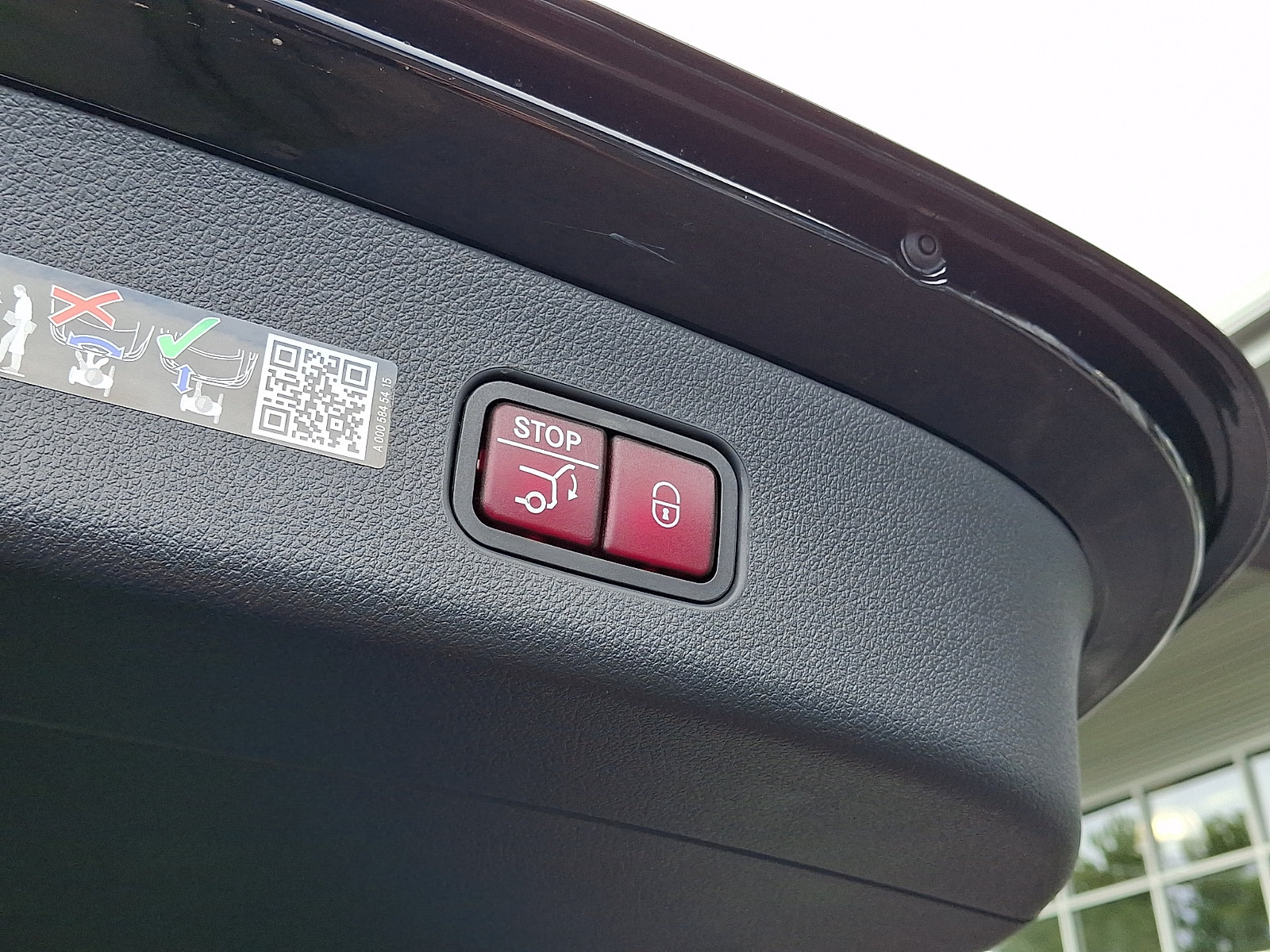 Certified 2025 Mercedes-Benz GLC 300 4MATIC image 28