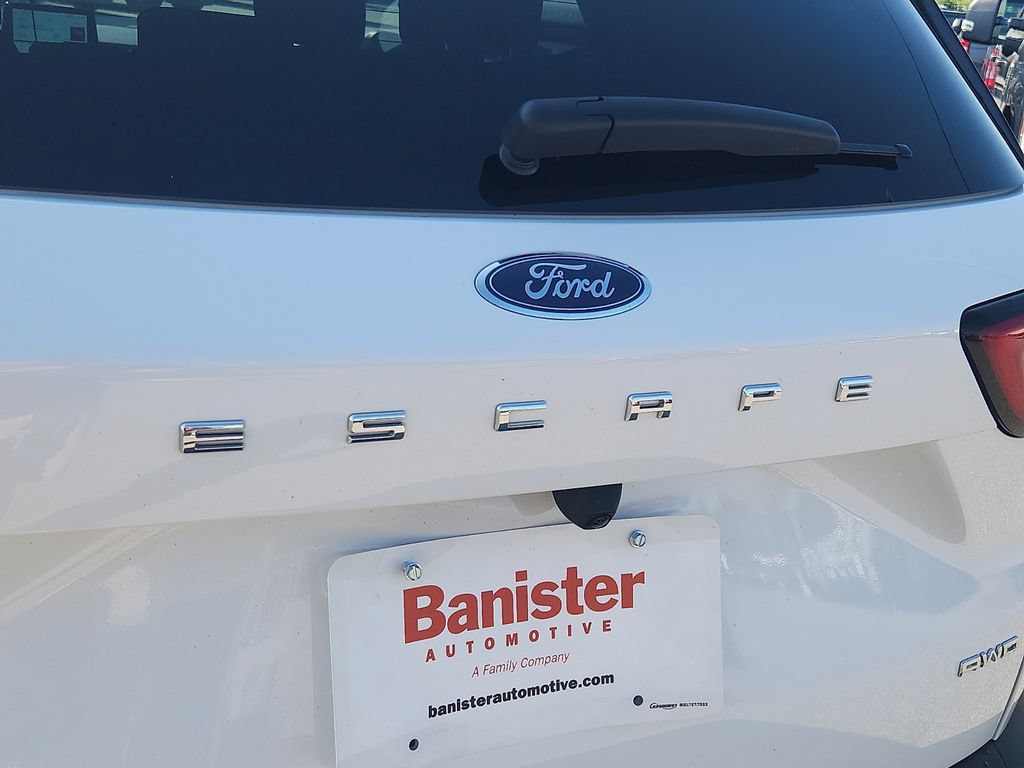 Used 2025 Ford Escape Active AWD/4WD image 29