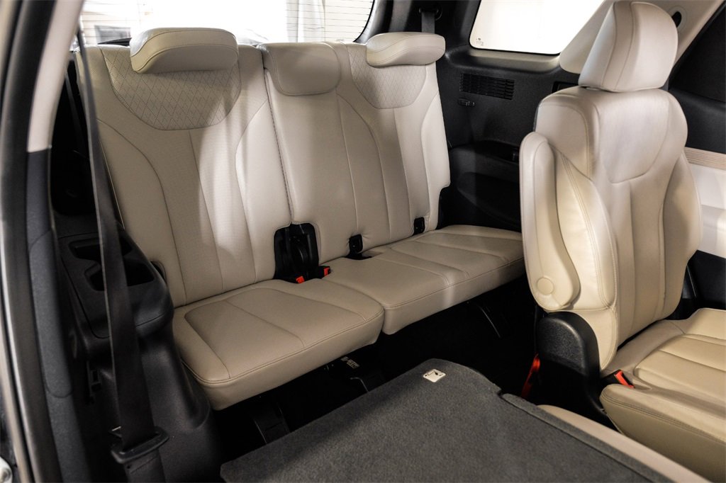 Used 2021 Hyundai Palisade SEL w/ Premium Package image 37