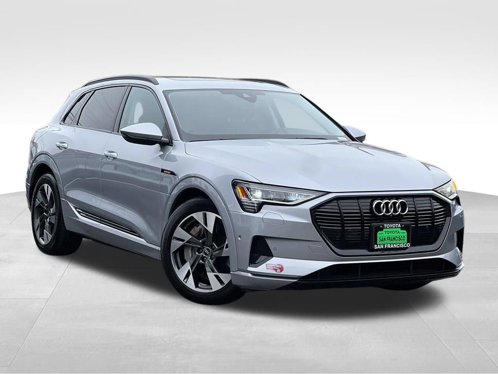 Used 2022 Audi e-tron Premium AWD/4WD image 7