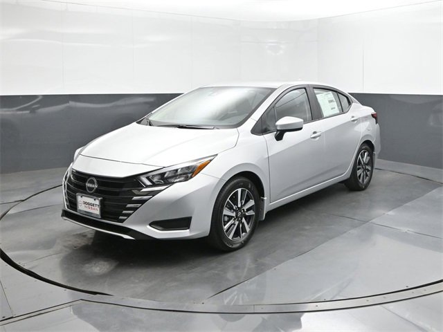 New 2025 Nissan Versa SV w/ Trunk Package