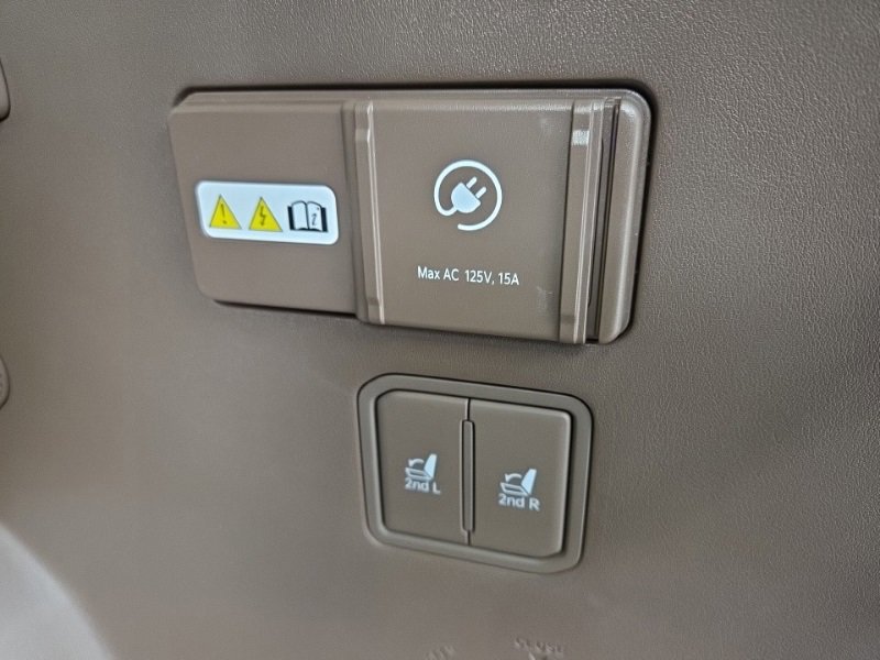 New 2026 Kia EV9 GT-Line image 12