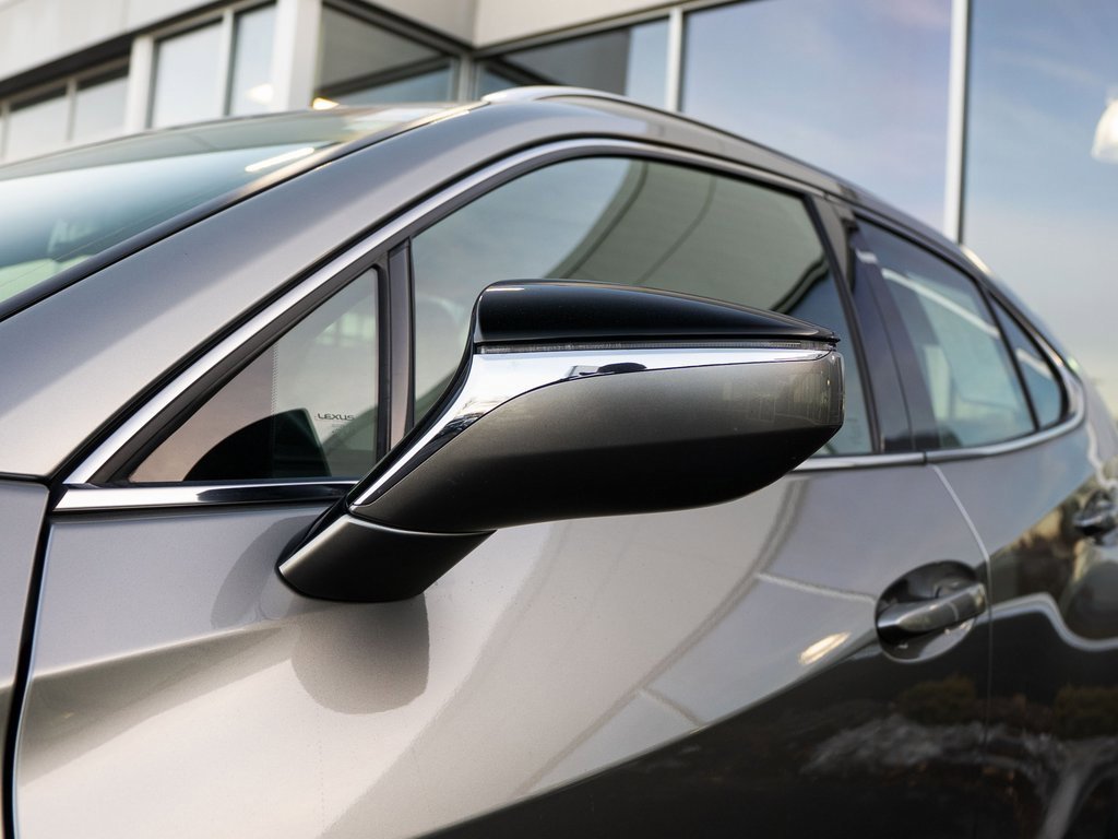 Used 2021 Lexus UX 250h w/ Accessory Package (Z1) image 8