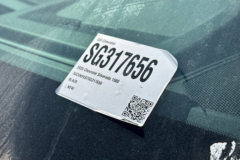 New 2025 Chevrolet Silverado 1500 LT Trail Boss w/ Convenience Package II image 3