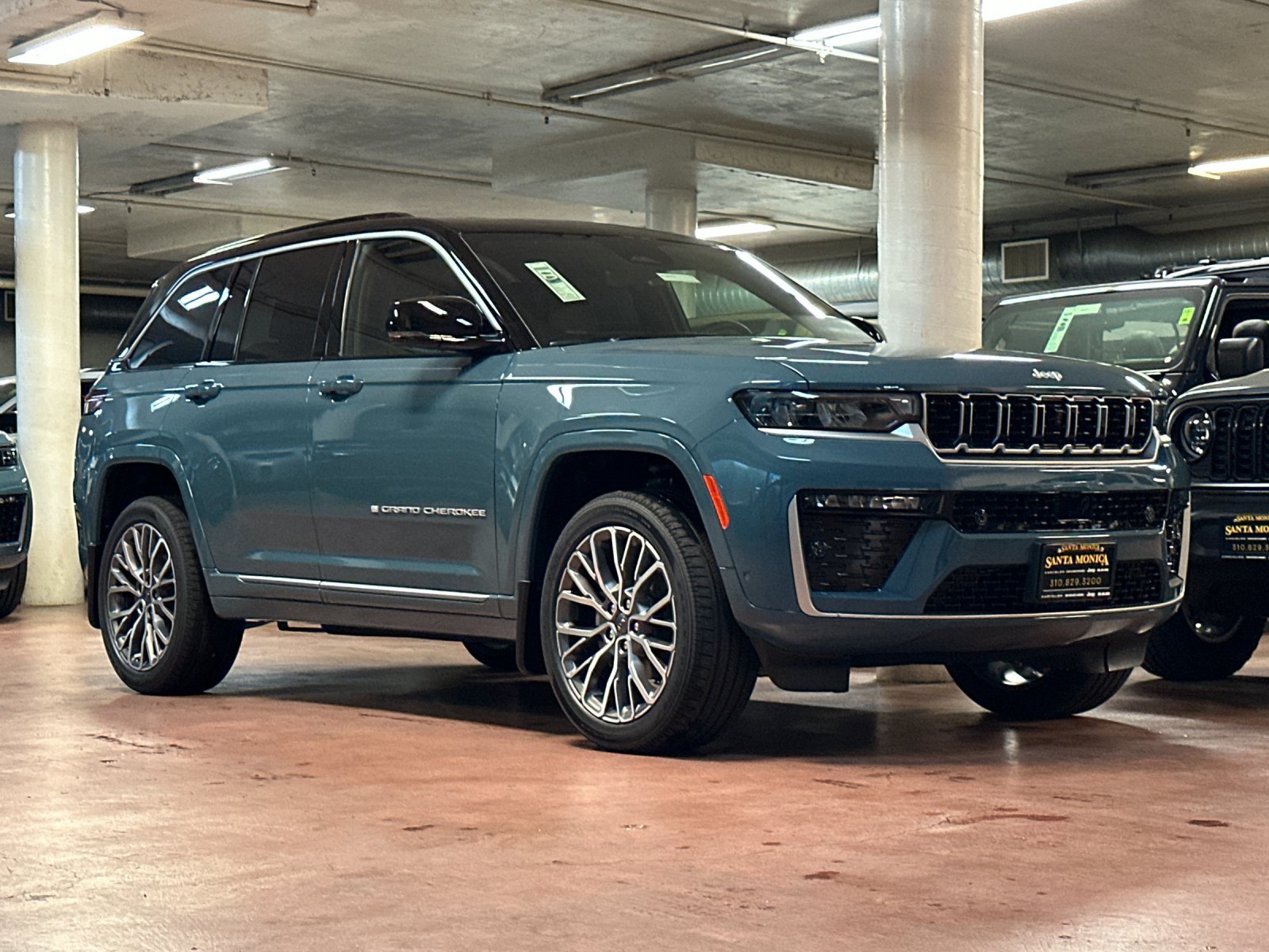 New 2026 Jeep Grand Cherokee Summit w/ MOPAR Finishing Package AWD/4WD image 7