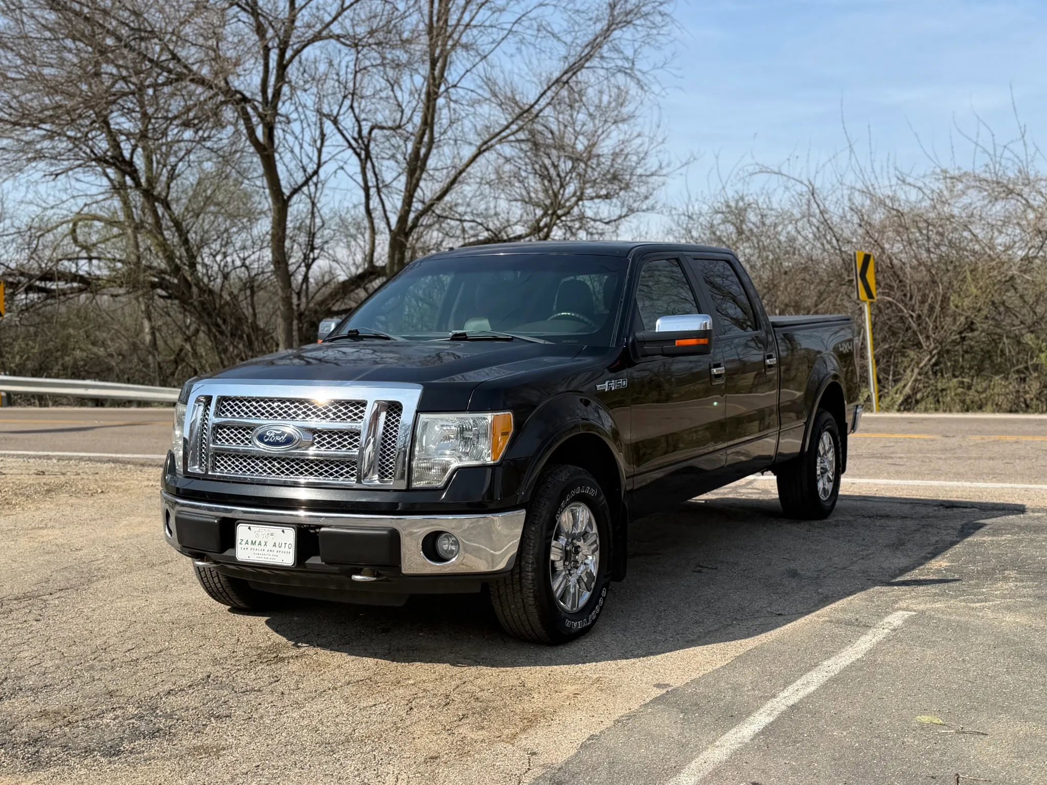 Used 2010 Ford F150 Lariat image 7
