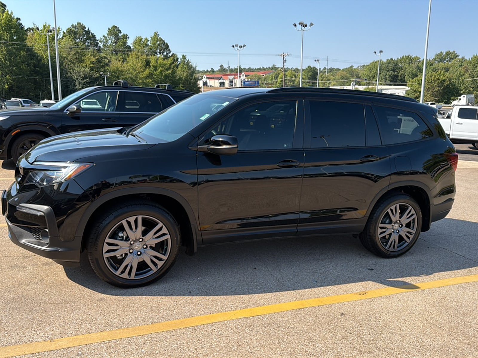 Used 2022 Honda Pilot Sport image 5
