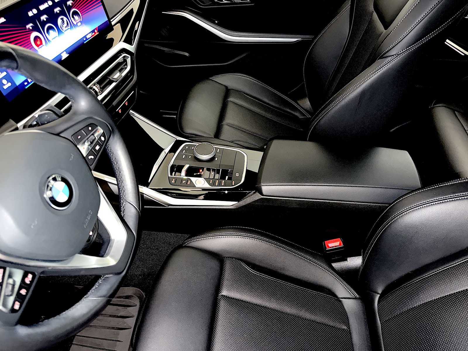 Certified 2023 BMW 330i xDrive Sedan w/ Convenience Package image 19