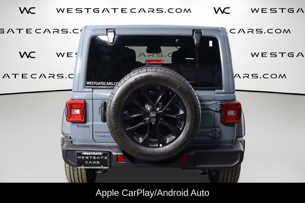 Used 2025 Jeep Wrangler Unlimited Sahara image 4