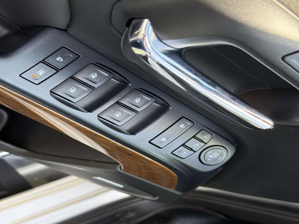 Used 2017 Chevrolet Silverado 1500 LTZ w/ LTZ Plus Package image 21