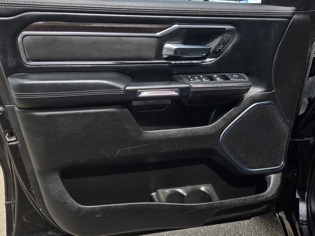 Used 2025 RAM 1500 Laramie image 11