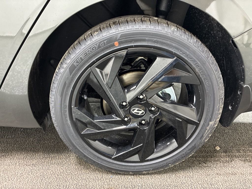 New 2026 Hyundai Elantra SEL Sport Premium FWD image 8