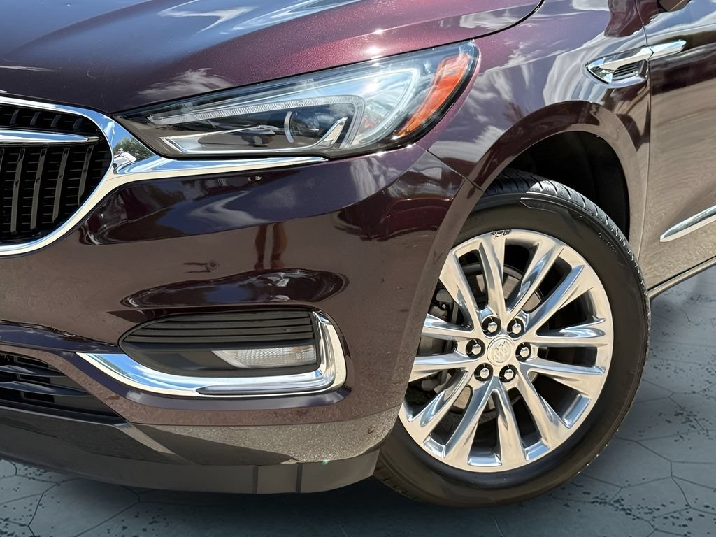 Used 2019 Buick Enclave Premium w/ Experience Buick Package FWD image 3