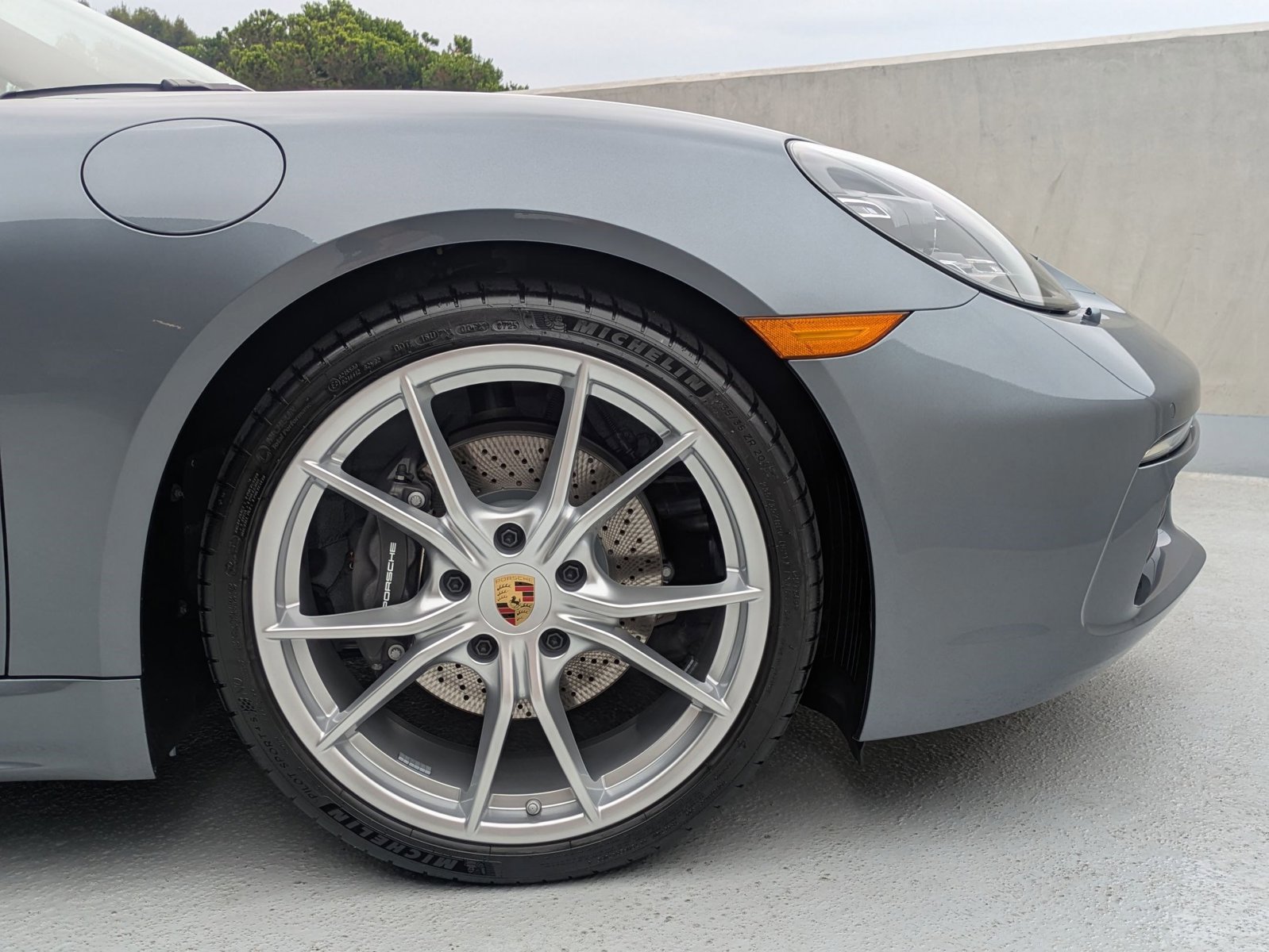 New 2025 Porsche 718 Cayman image 12