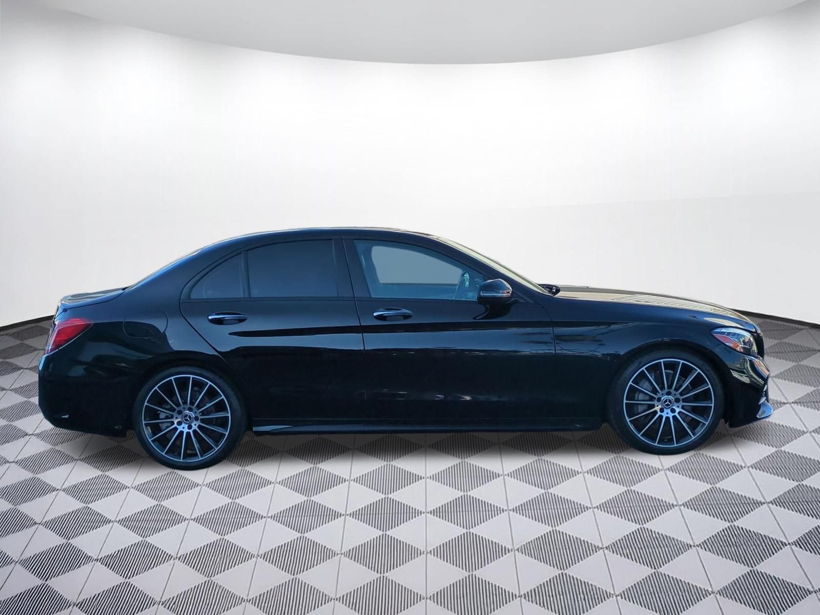 Used 2019 Mercedes-Benz C 300 Sedan image 6