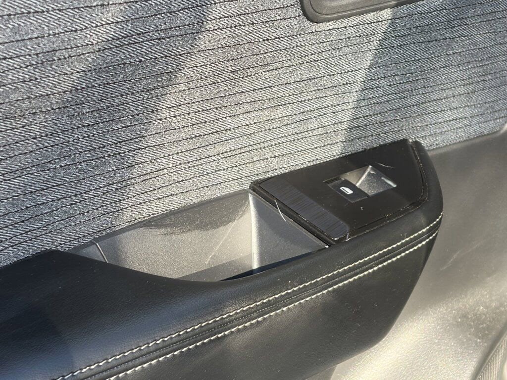 Certified 2023 Nissan Rogue SV image 26