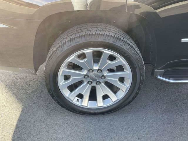 Used 2018 GMC Yukon Denali w/ Open Road Package image 9
