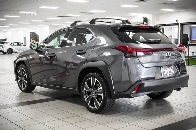 Certified 2025 Lexus UX 300h FWD w/ Accessory Package (Z2) image 8