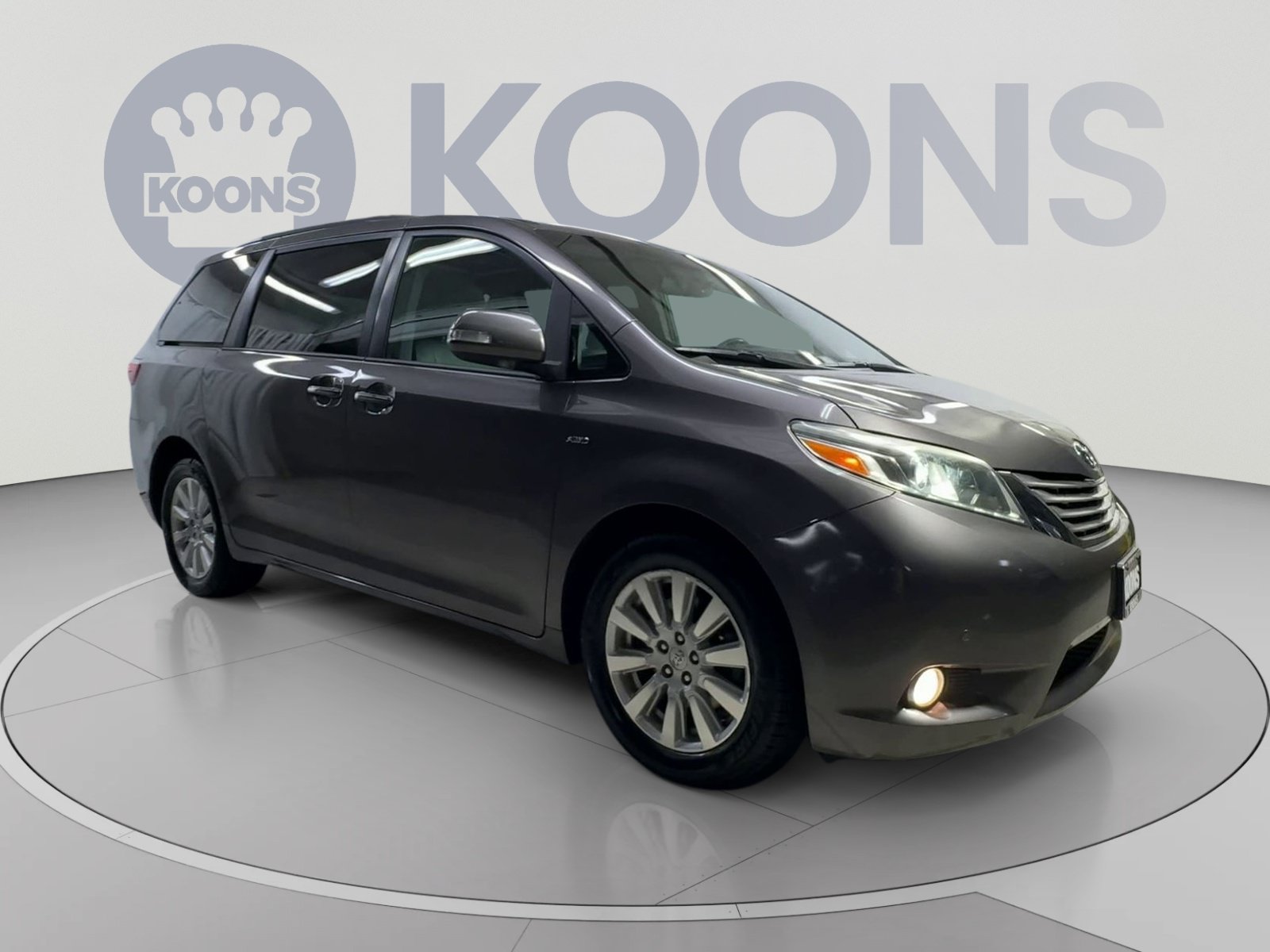 Used 2017 Toyota Sienna Limited Premium AWD/4WD image 2