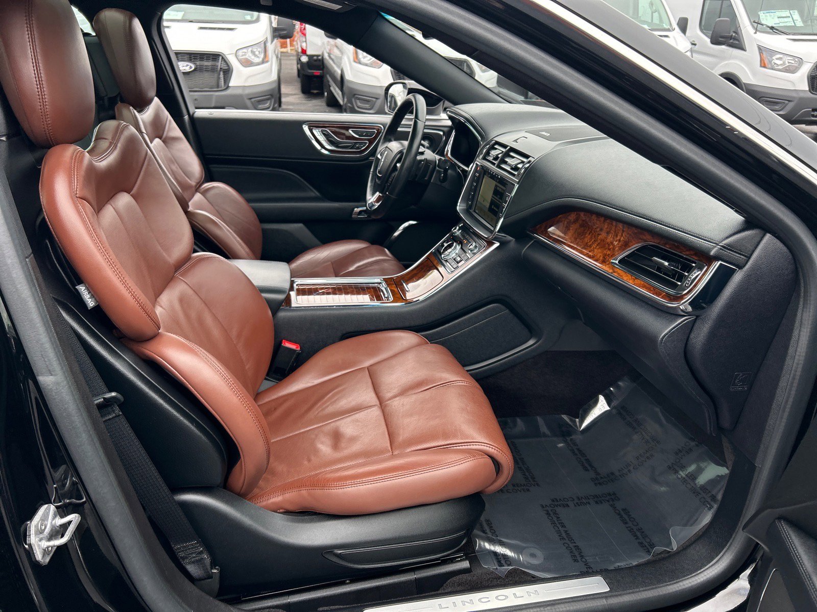 Used 2018 Lincoln Continental Reserve image 16