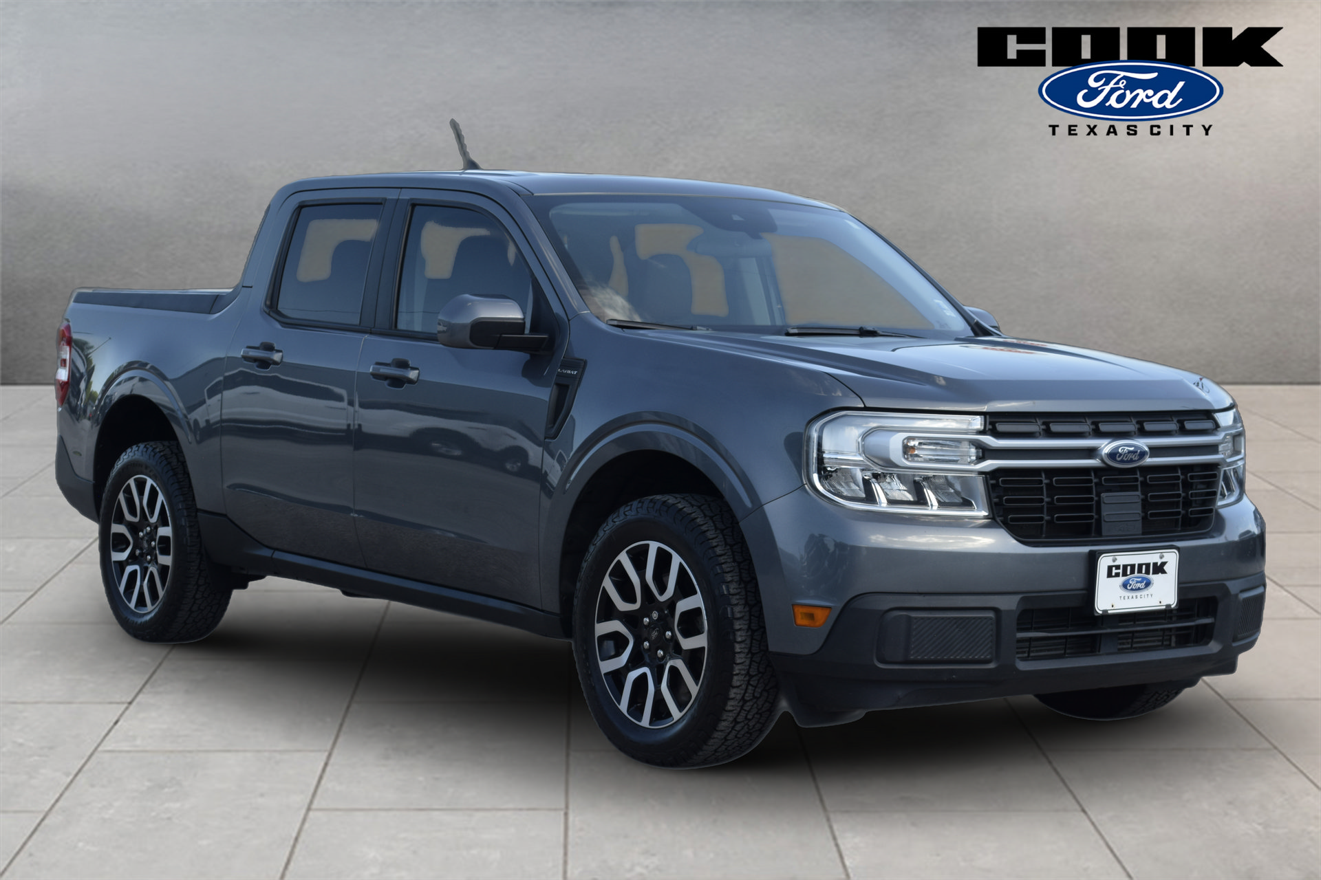 Used 2022 Ford Maverick Lariat w/ Lariat Luxury Package FWD image 2