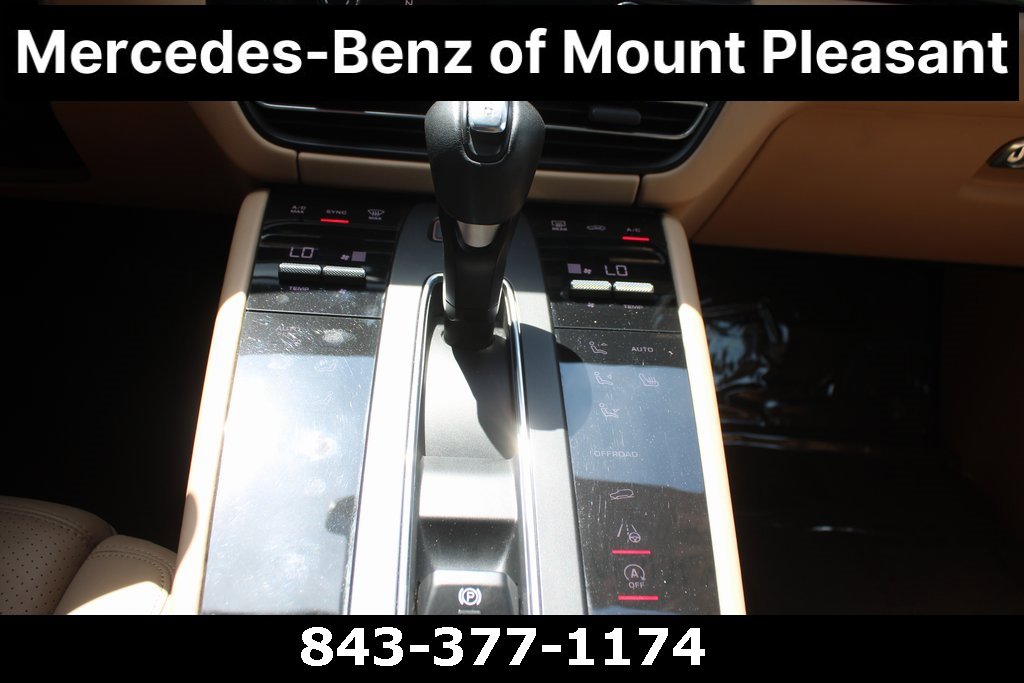 Used 2022 Porsche Macan image 37