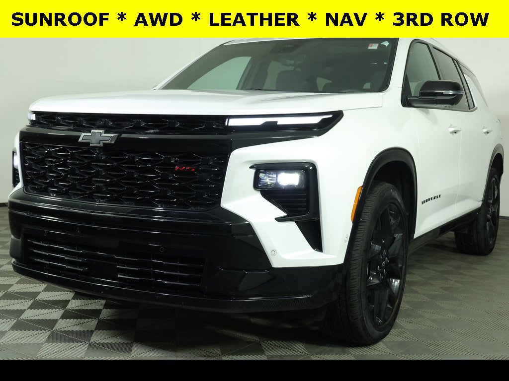Used 2024 Chevrolet Traverse RS w/ LPO, Floor Liner Package image 3