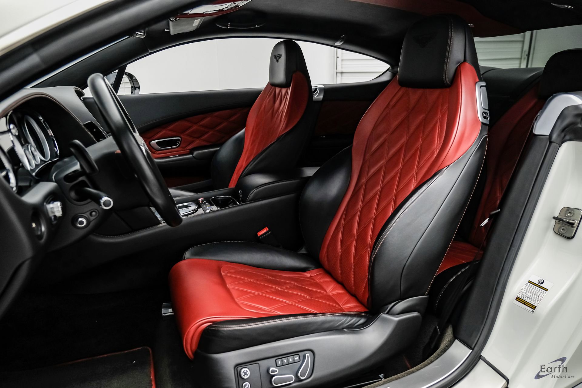 Used 2014 Bentley Continental GT V8 S image 42