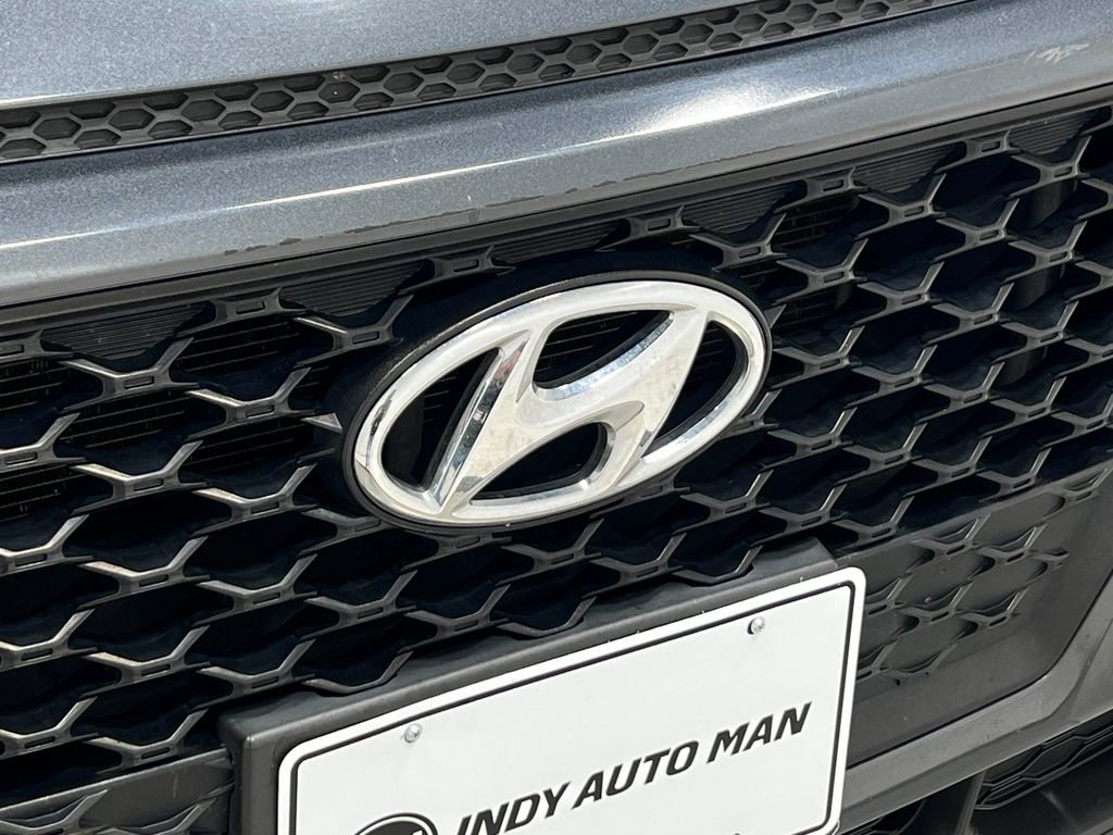 Used 2018 Hyundai Kona SEL FWD image 36